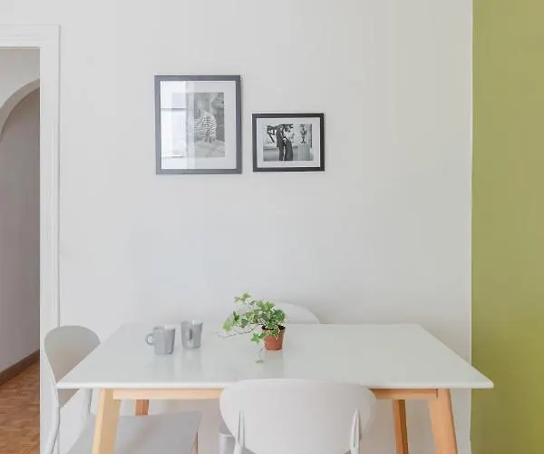 Giglio Quiet At Campo Dei Fiori *