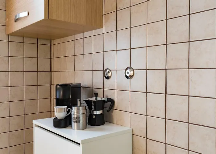 Giglio Quiet At Campo Dei Fiori